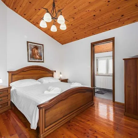 Eufemia By Briskva וילה פורץ