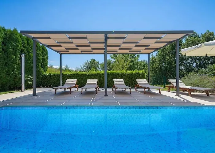 Eufemia By Briskva Βίλα