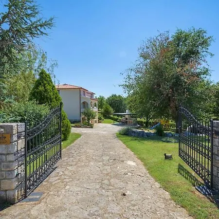 Eufemia By Briskva Vila